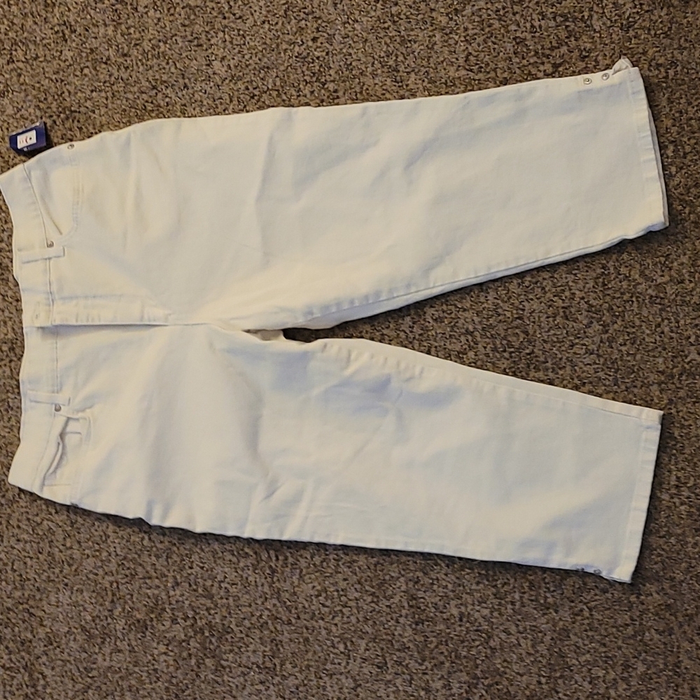 Gloria Vanderbilt jeans